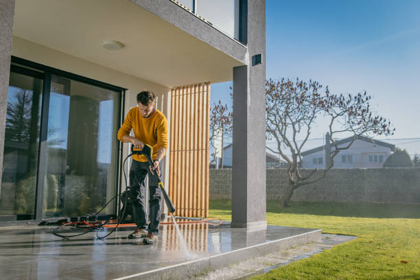 Post-Construction Pressure Washing in March Ar, CA